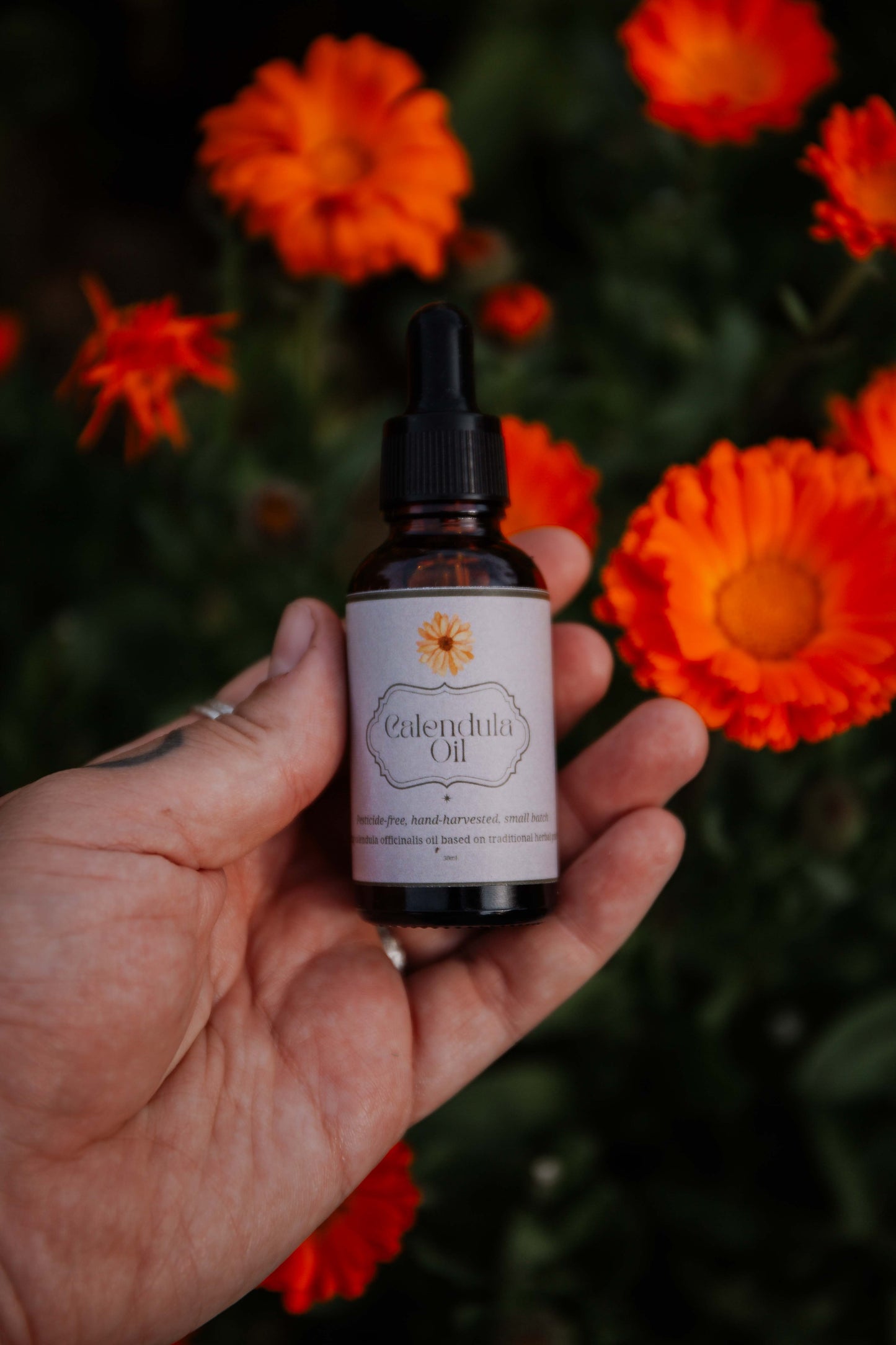 Calendula oil with Rosehip and Vitamin E
