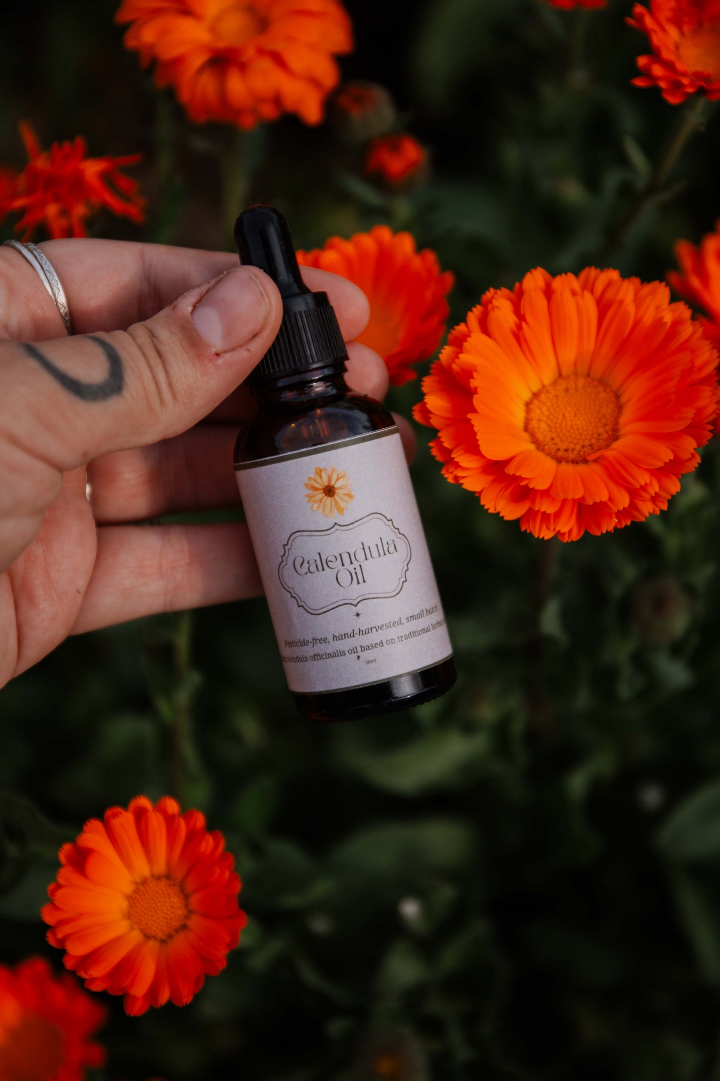 Calendula oil with Rosehip and Vitamin E